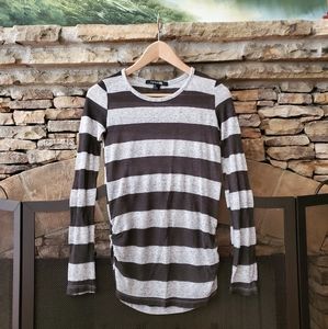 Nwot/FORVER 21 Gray Long Sleeve Top